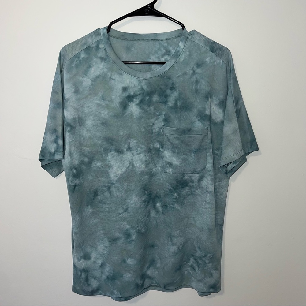 lulu lemon Relaxed Mesh Pocketed Short Sleeve